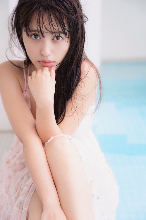 逢田梨香子さんのグラビア写真 7