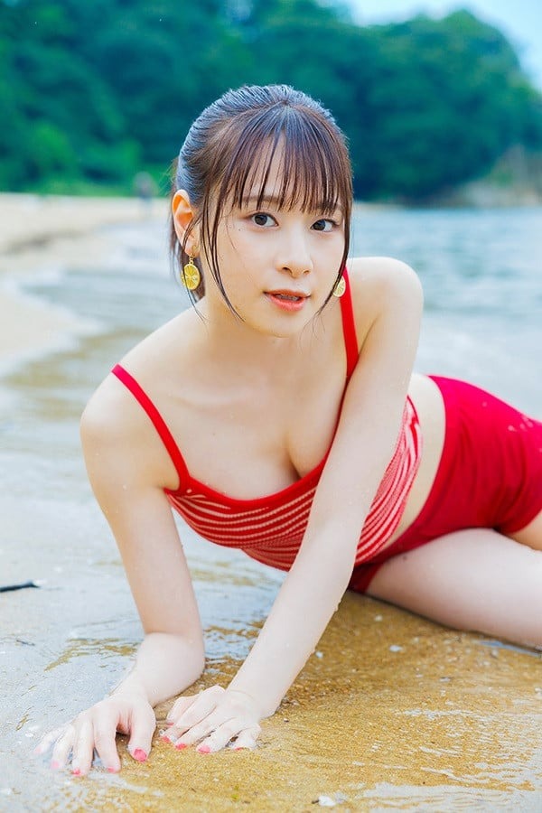 前田佳織里さんのグラビア写真 3