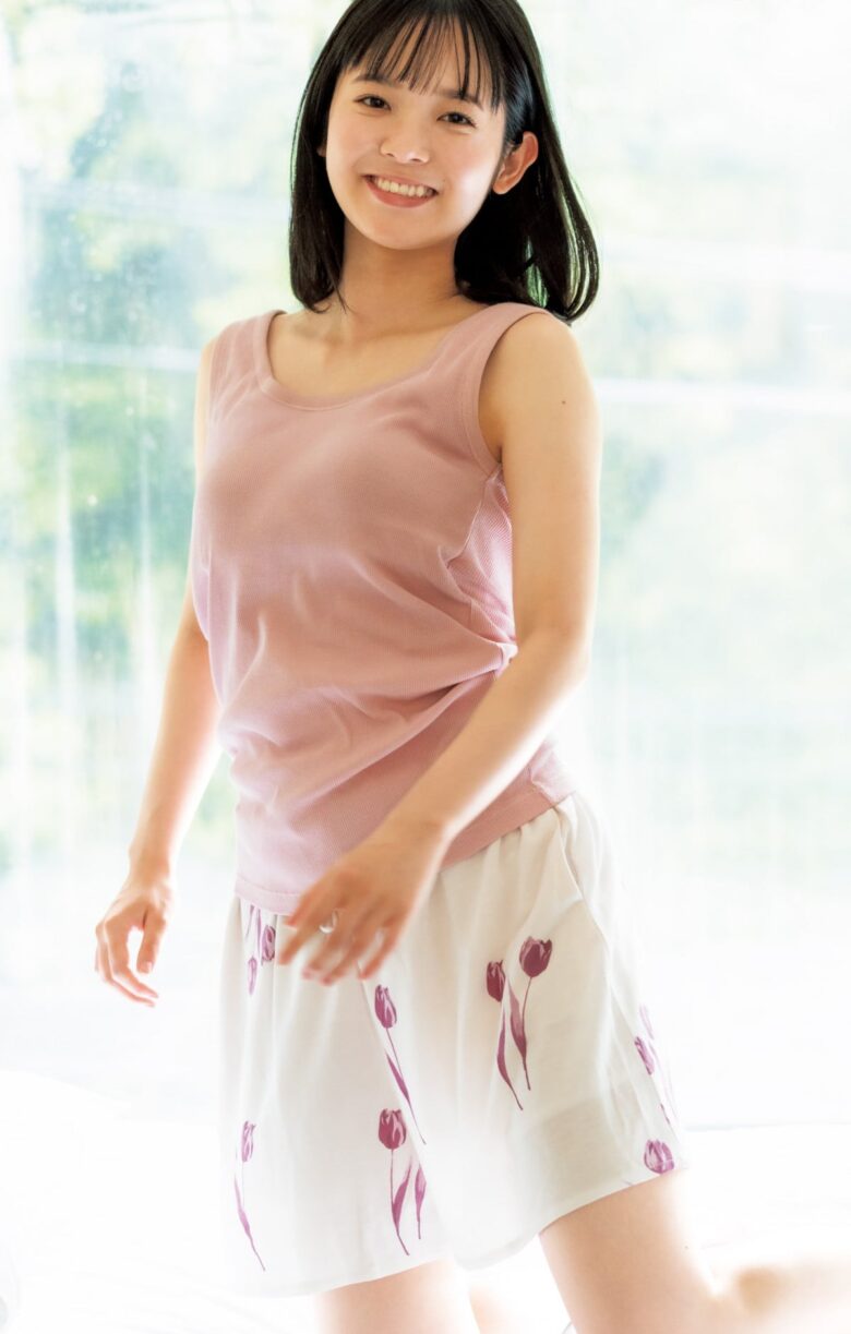 楡井希実さんのグラビア写真 6