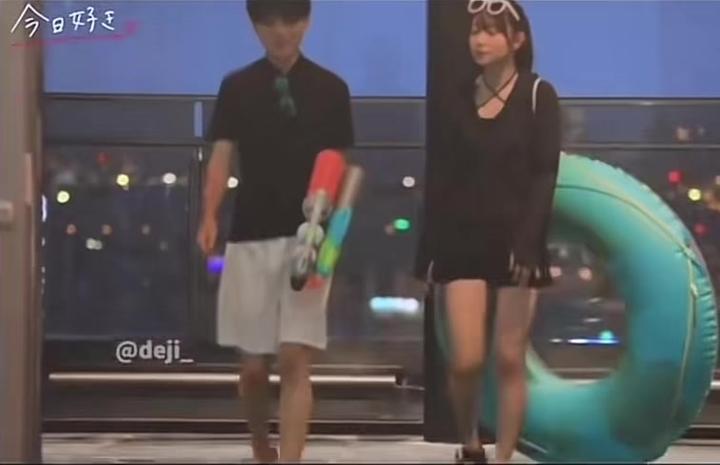 今日好きタカオ編 3話でのゆうなちゃんとあつひろ君の夜デートでのナイトプールのシーン💜💚
