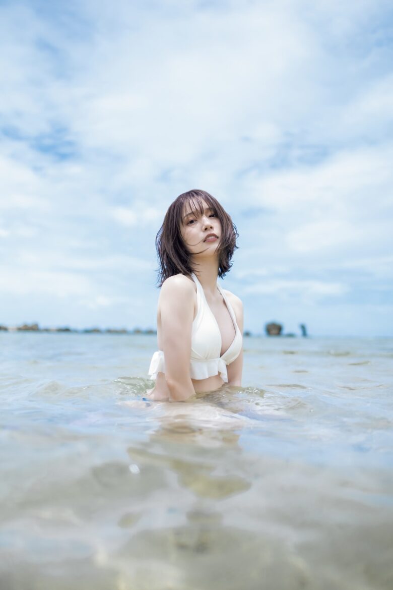 内田真礼さんのグラビア写真 2