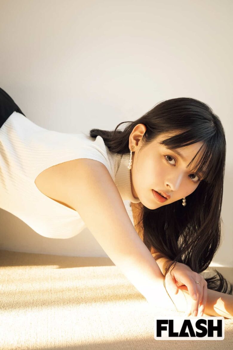 上坂すみれさんのグラビア写真 4